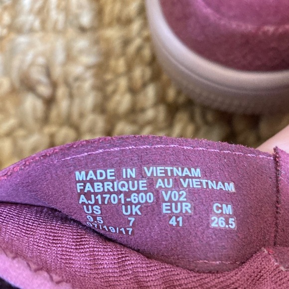 Nike Womens Air Force 1 Ultraforce Mid Force Sneakers Size 9.5 Vintage Wine - Picture 14 of 16